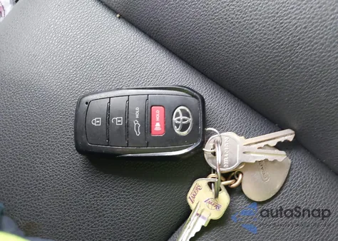 2024 Toyota Corolla Cross Xle из США, поврежденный, VIN 7MUDAAAG8RV104266